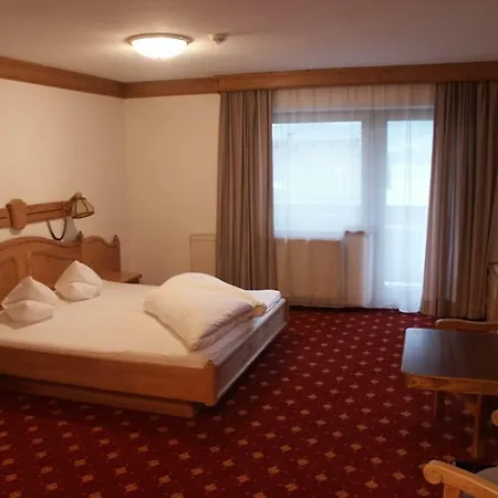 Malerhaus Hotel 4*