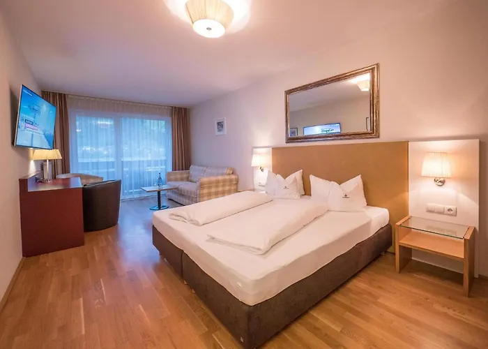 Malerhaus Otel Fügen